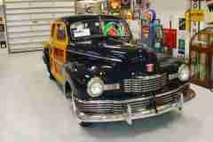 1947 Nash Suburban. Chris and Kathleen Koch #9990.