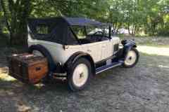 25Arnal11044-2